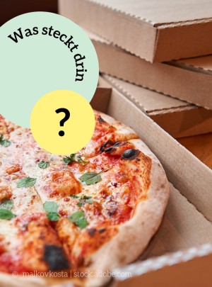Pizza in einem Pizzakarton
